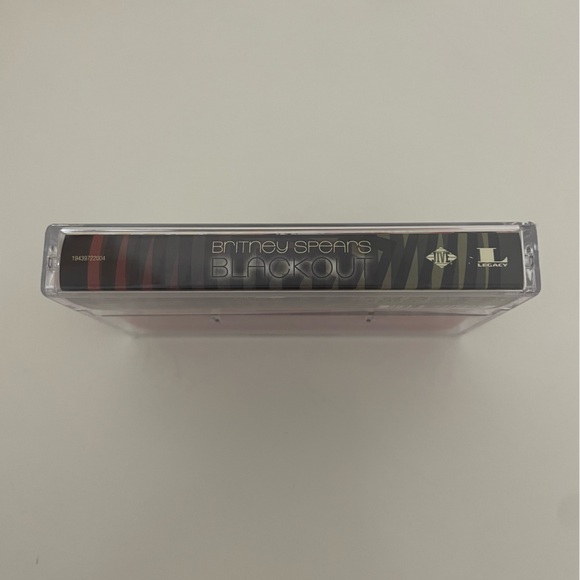Britney Spears Blackout Casette - Picture 2 of 4
